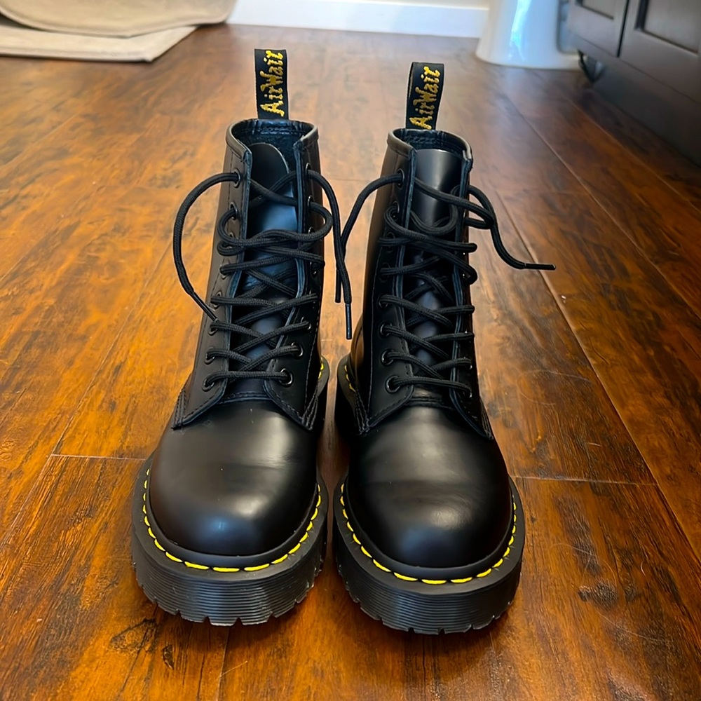 Doc Martens Jadon Platform Boots - size 6